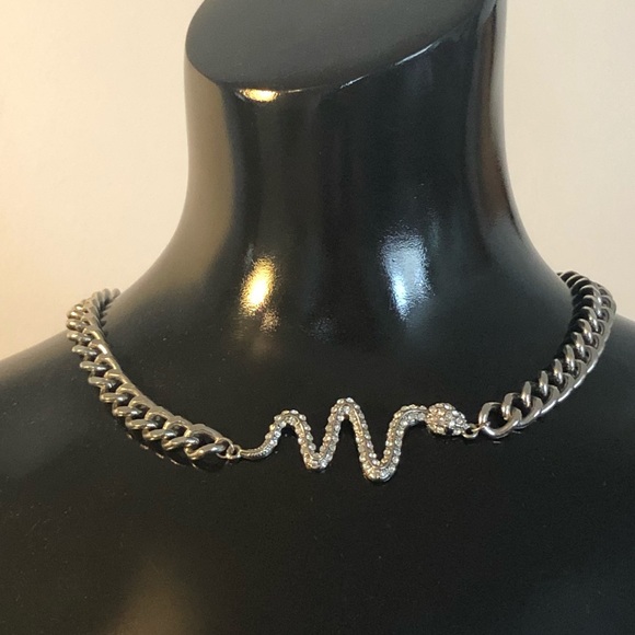 Jewelry - Snake Pendent Necklace